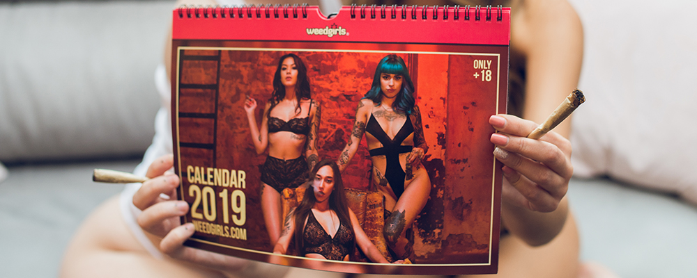calendar 2019 weed girls